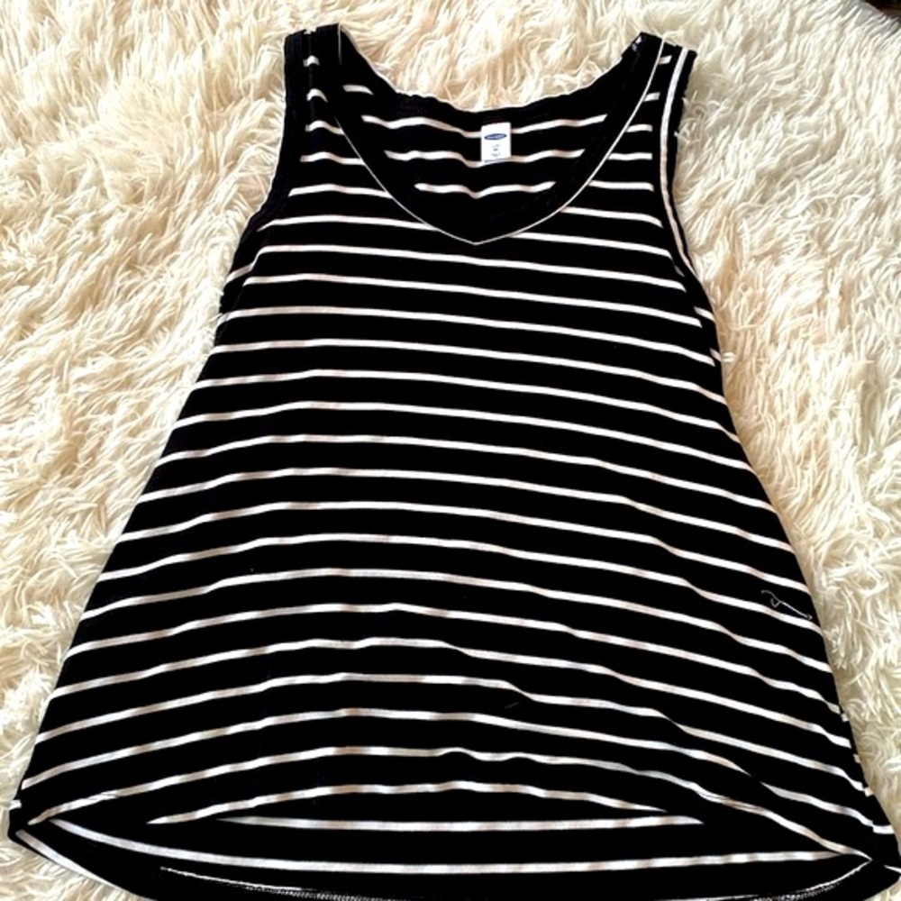 OLD NAVY BLACK & WHITE STRIPED V NECK HIGH LOW TANK TOP Sz XS NWOT